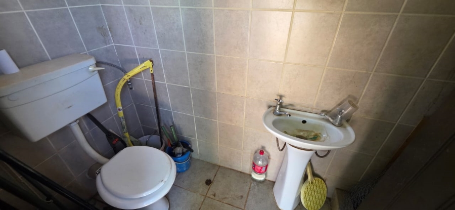 5 Bedroom Property for Sale in Wilkoppies North West